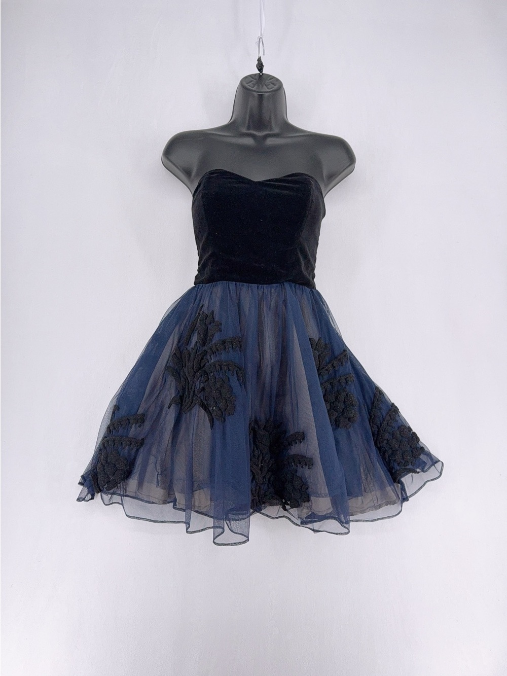 anthropologie Floreat dress size 6 Black And dark Blue